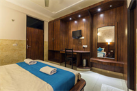 Zo Rooms MI Road
