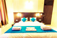 Zo Rooms MI Road