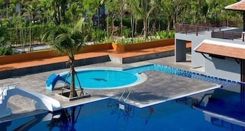 Silver Sand Suites