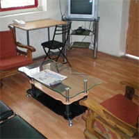 Side Image 2