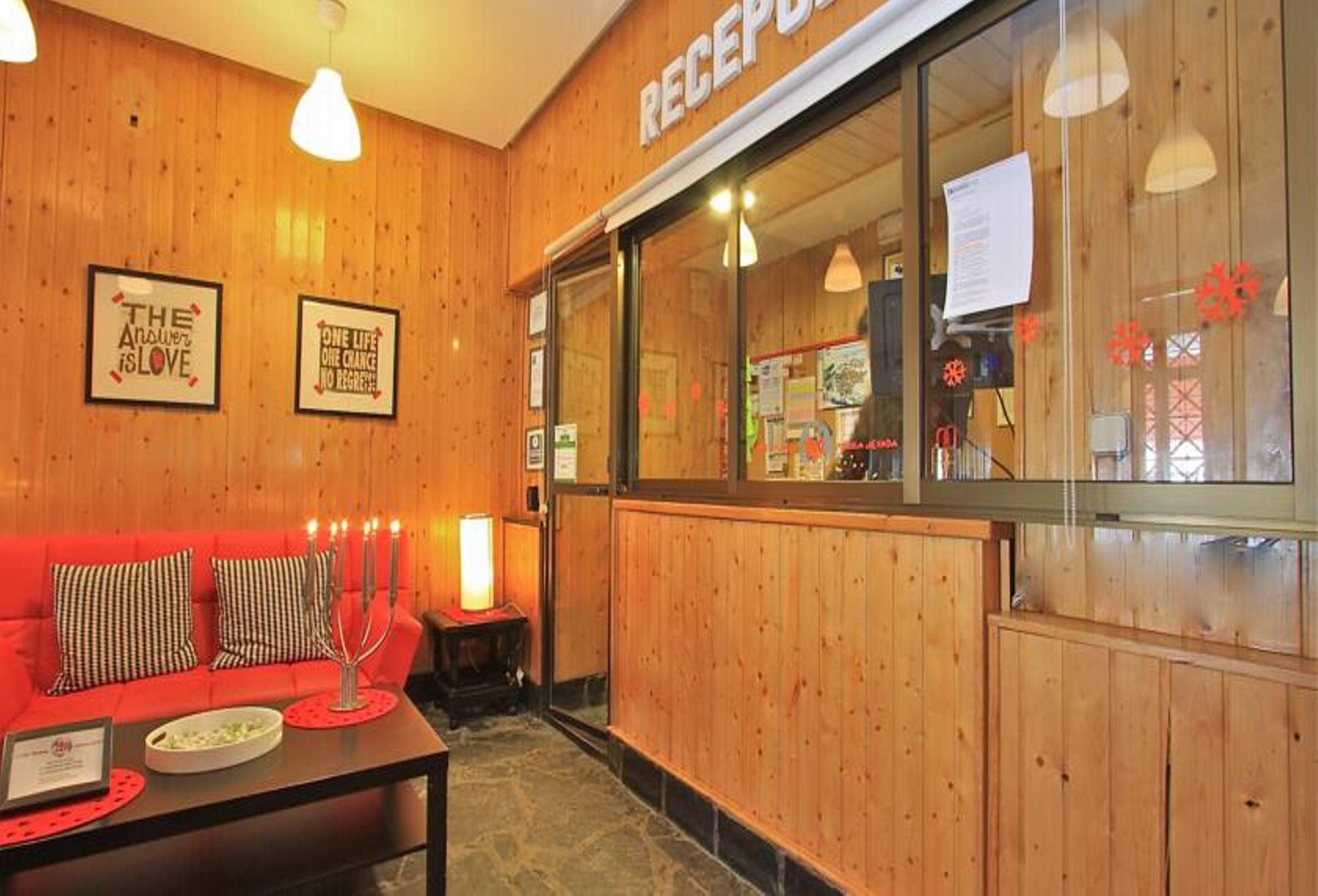 Apartamentos Sabica Nevada Plaza