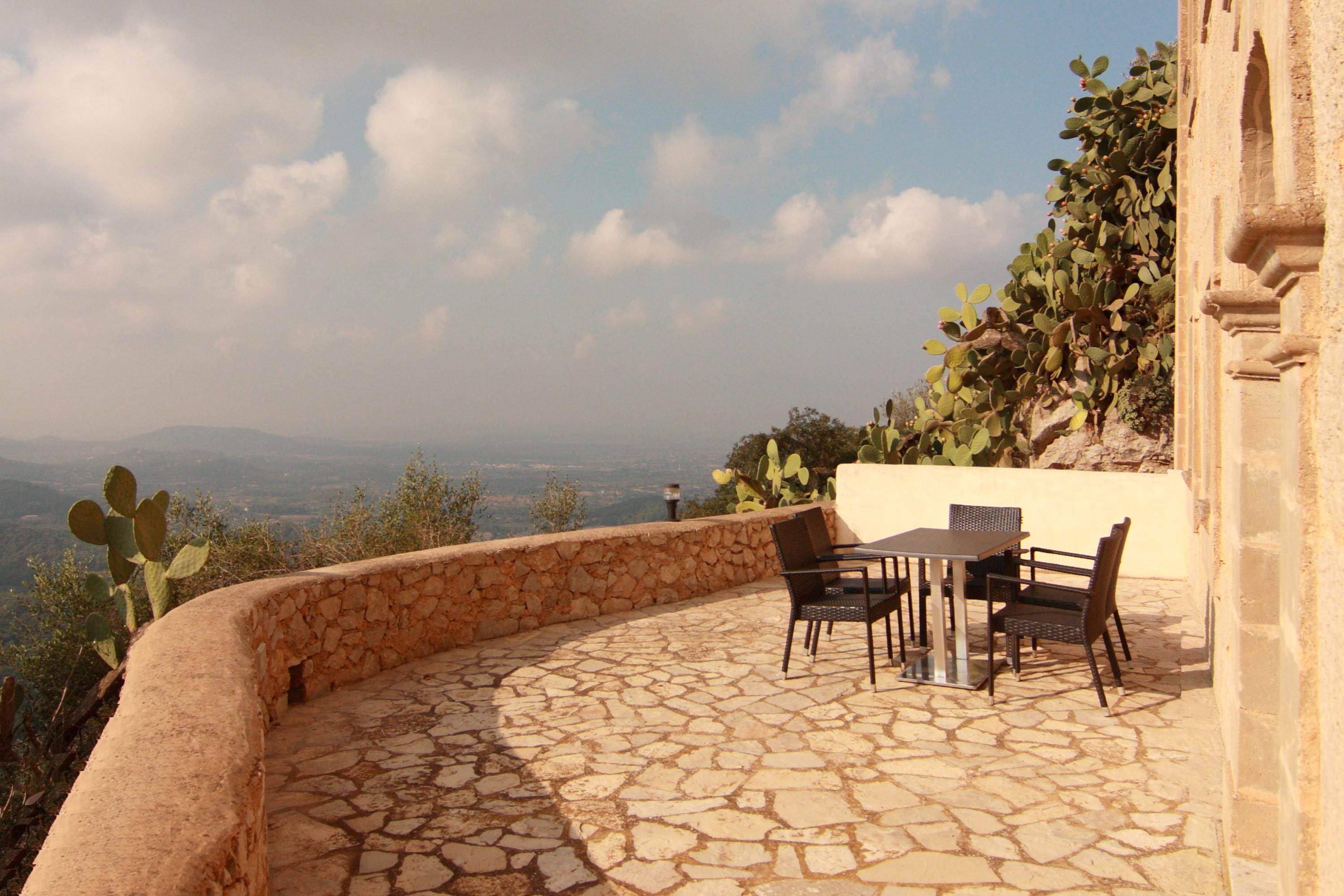 Billede av hotellet Petit Hotel Hostatgeria Sant Salvador - nummer 1 af 10