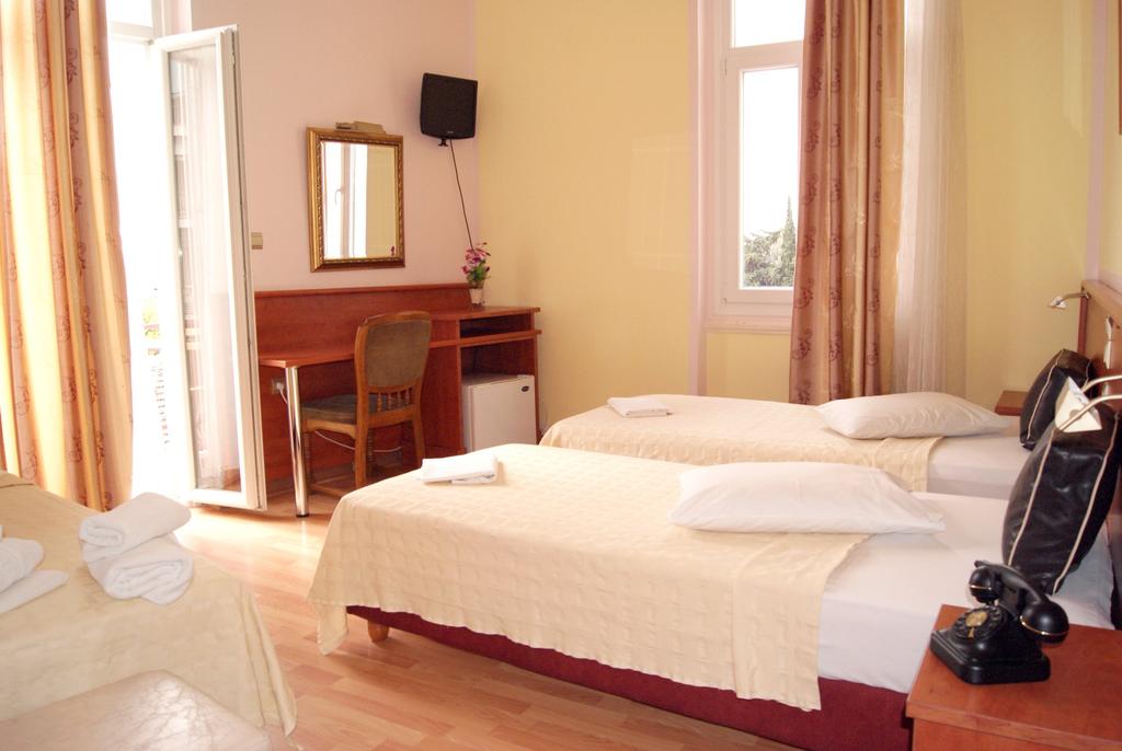 Diethnes Hotel