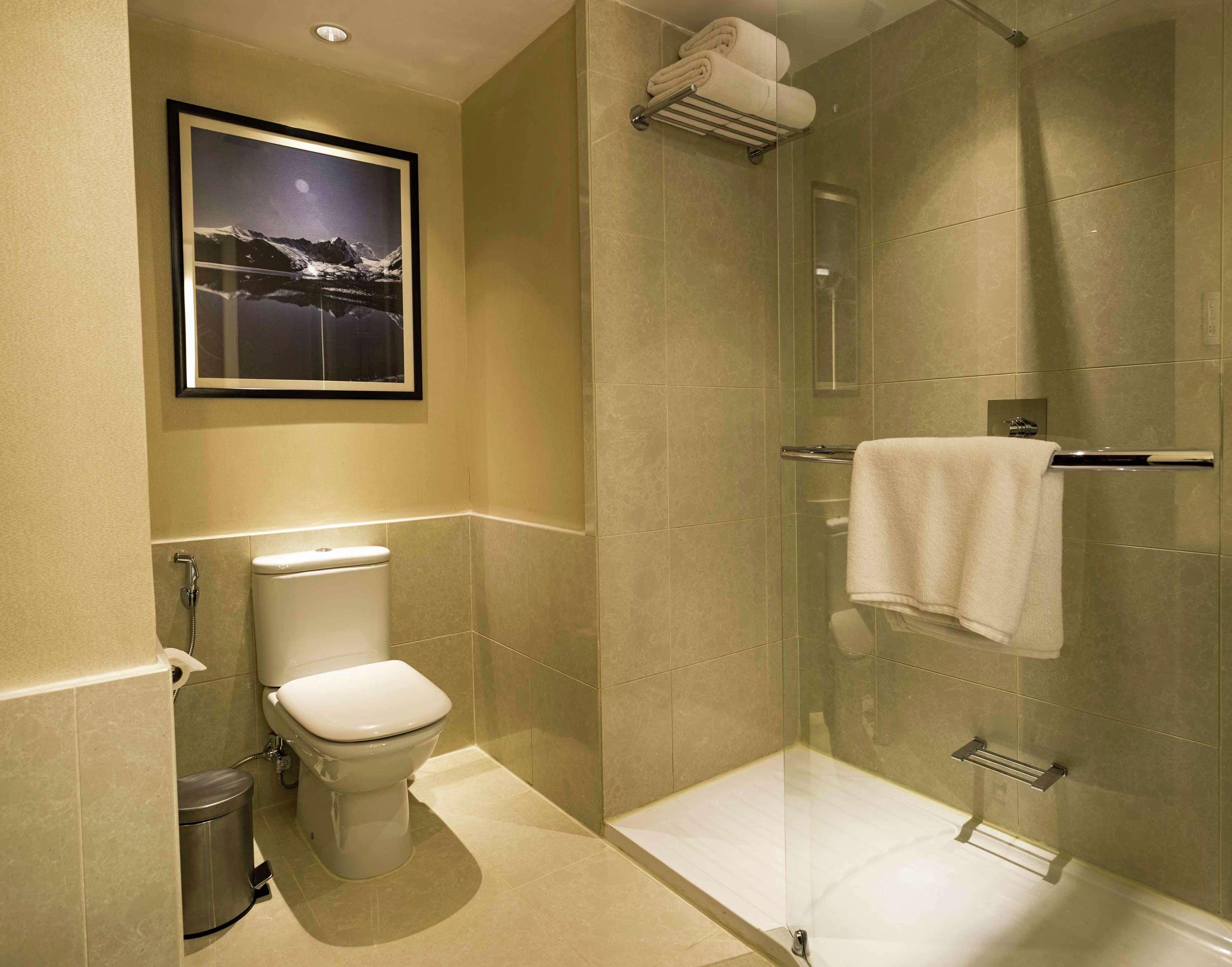 SUITE KING SIZE BED