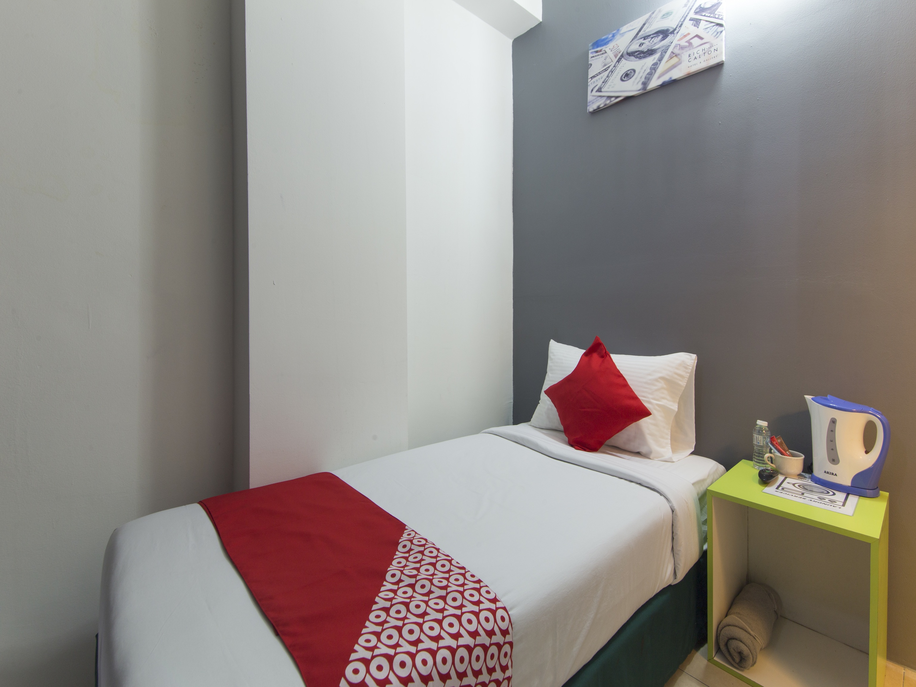 Oyo 1003 Rich Calton Hotel