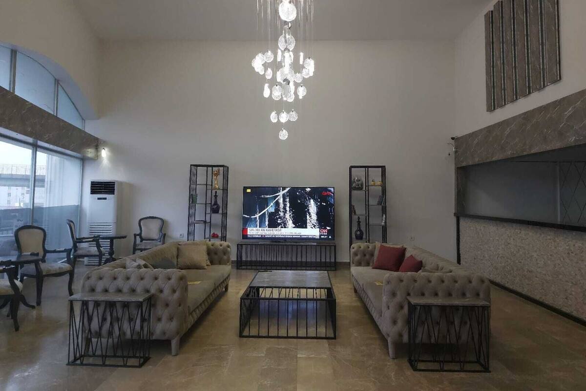 Marina Park Hotel