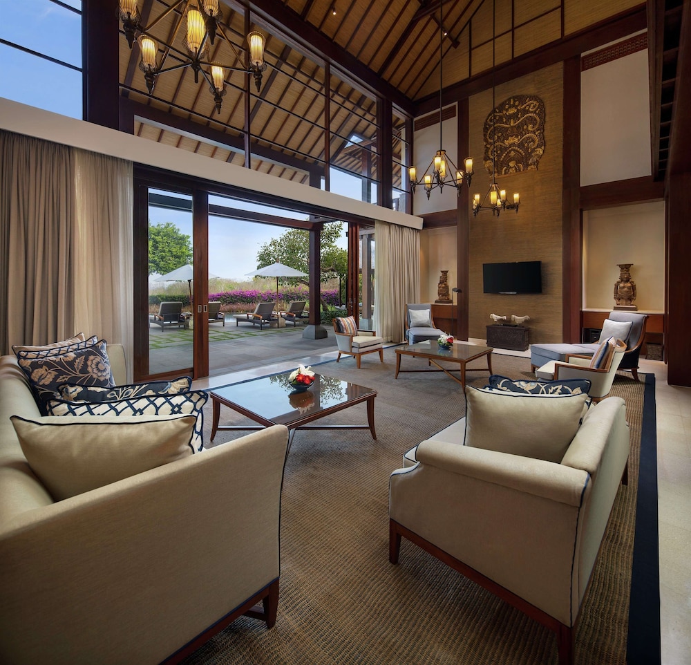 Hilton Bali Tatil Köyü