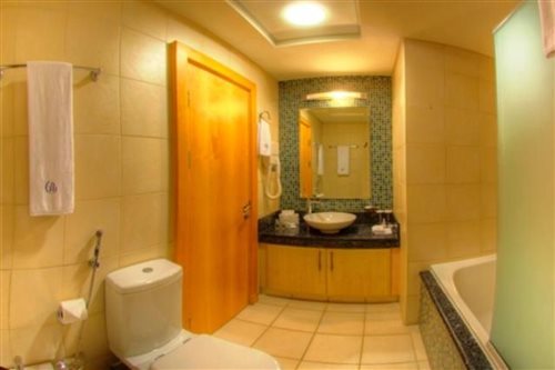 Royal Club Palm Jumeirah by Royal Vacation Homes Rental