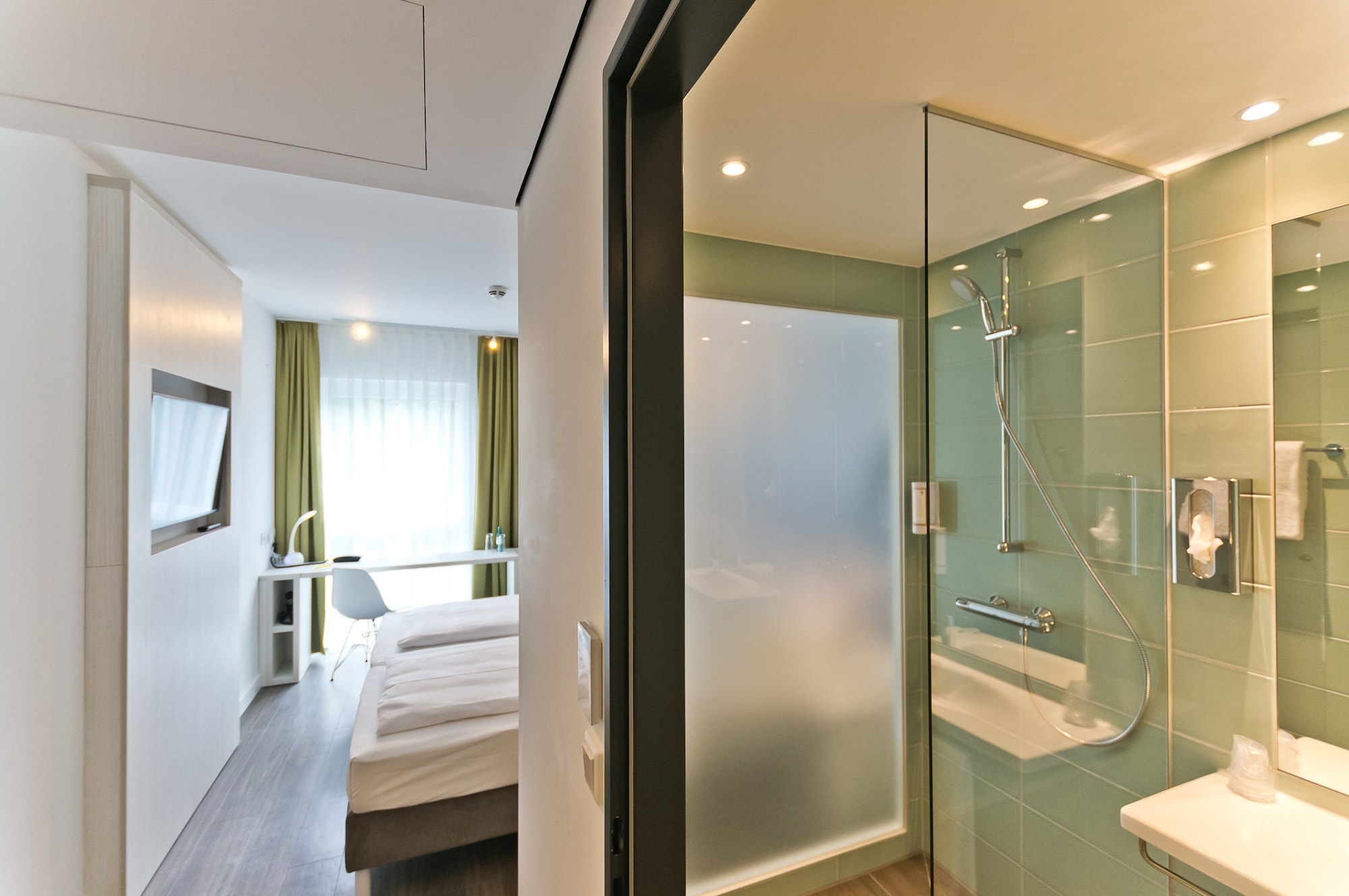 Hotel Super 8 Freiburg, Deutschland, Freiburg im Breisgau. Großes 2