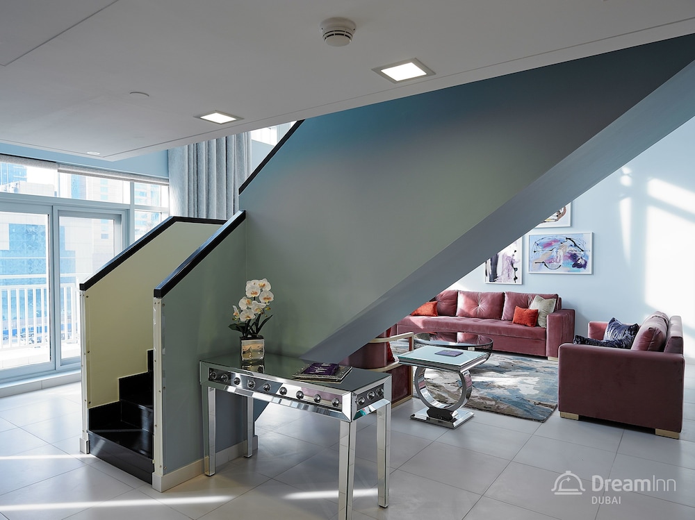 Dream Inn Dubai Loft Towers