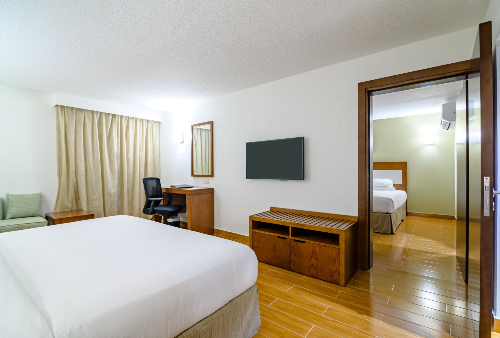 Hotel Dhafra Beach Hotel, Vereinigte Arabische Emirate, Jebel Dhanna. Großes 2