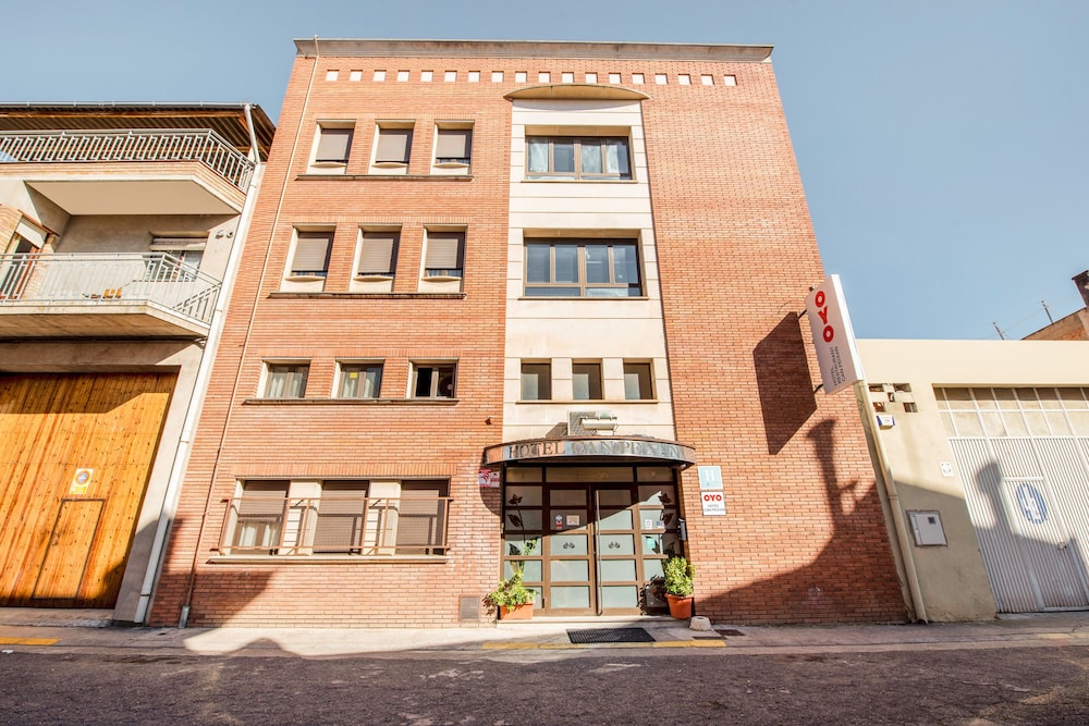 OYO HOTEL CAN PEIXAN