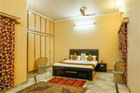 ZO Rooms bnb Tonk Road