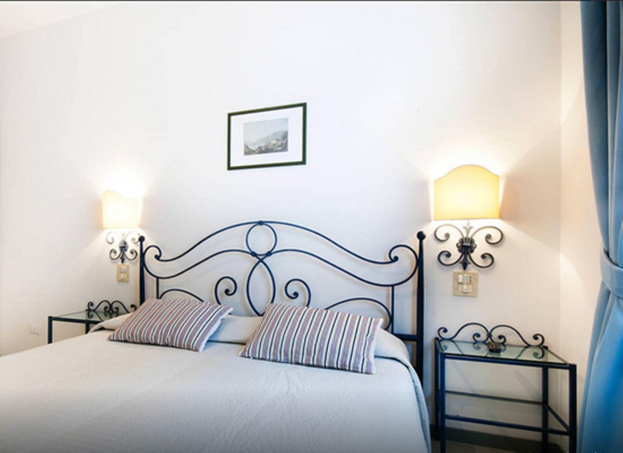 Miralago B&B and Apartments