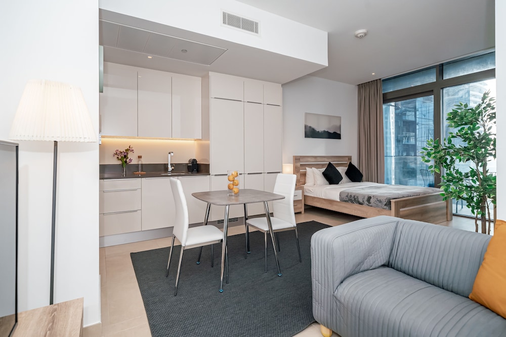 Higuests Vacation Homes - Marina Gate