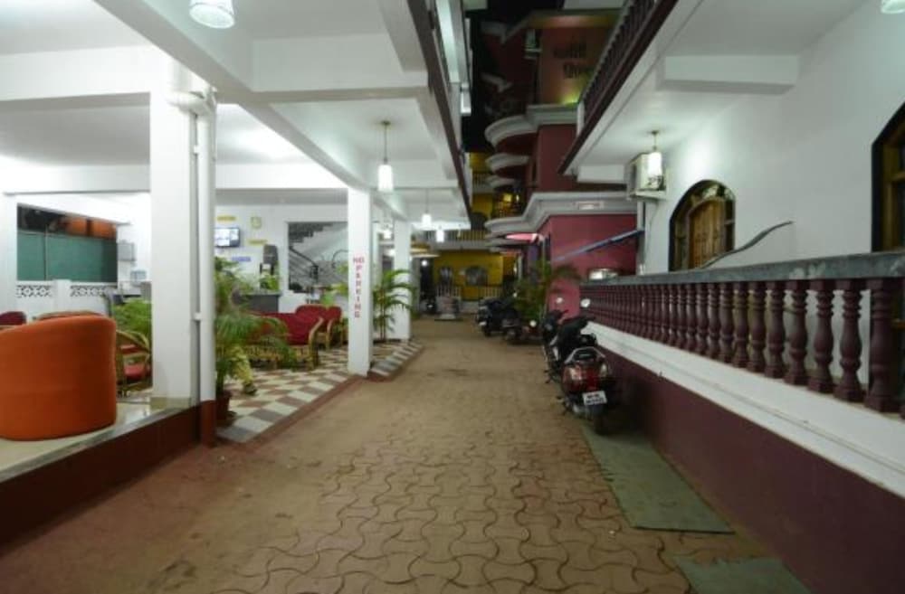 Main Image