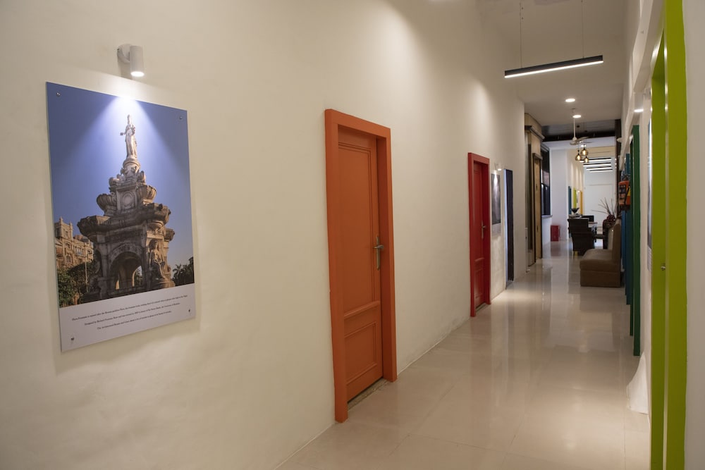 Empire Royale Hotel