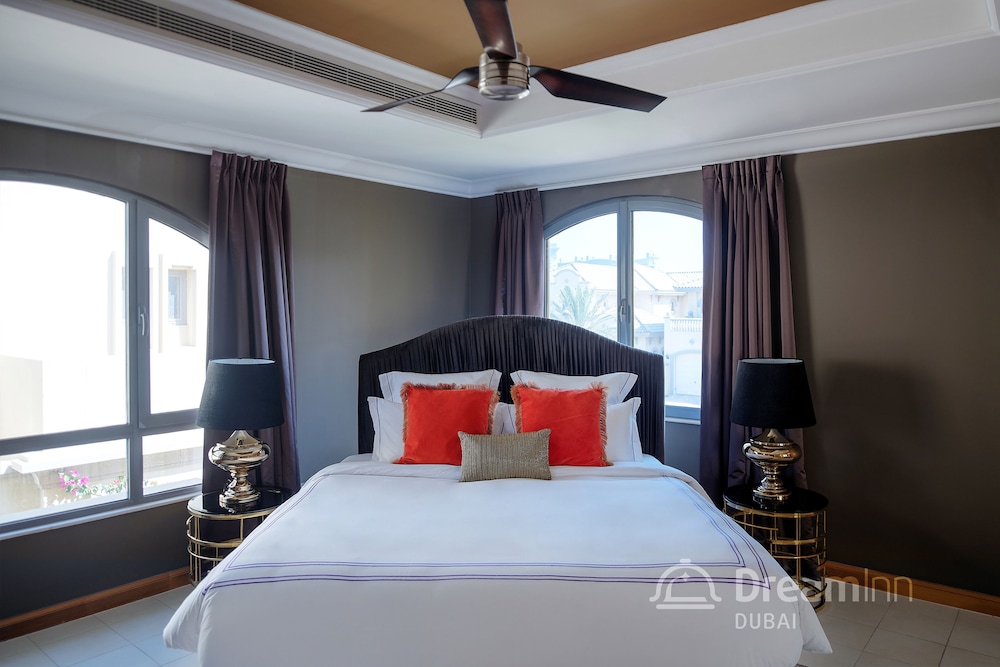 Dream Inn Dubai - Signature Villa
