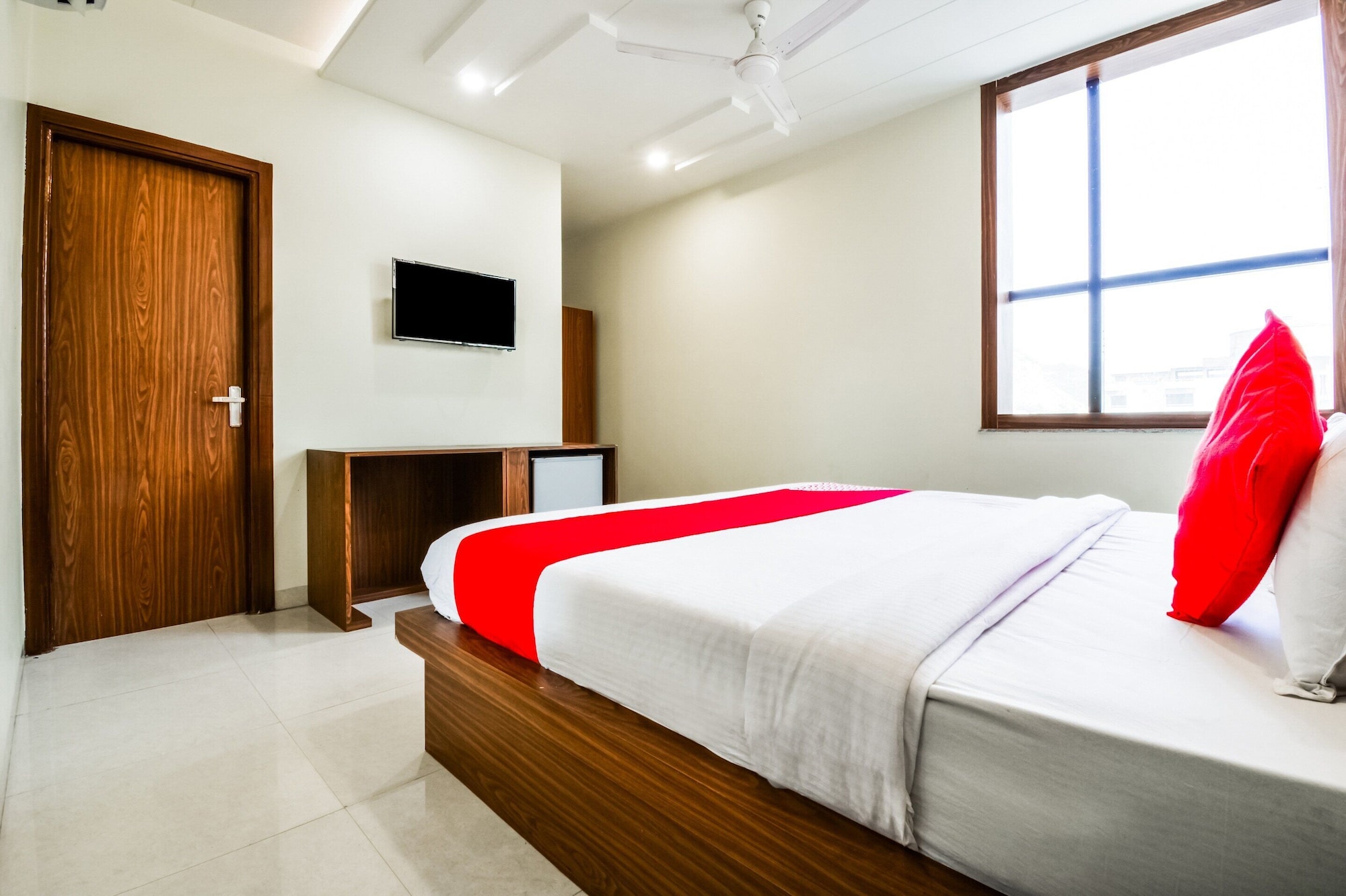 OYO 22204 Mark Inn