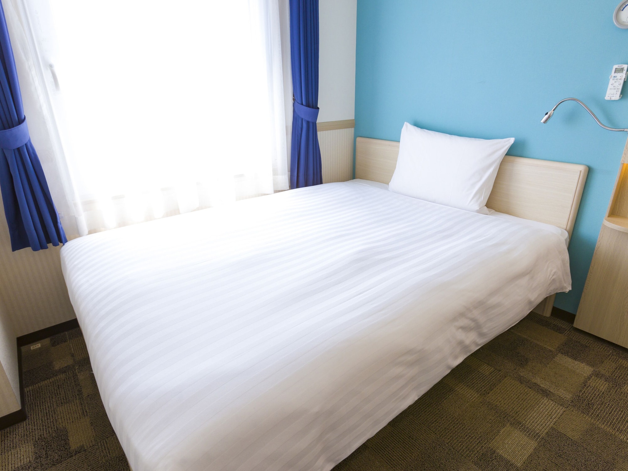 Toyoko Inn Osaka Kadomashi Ekimae