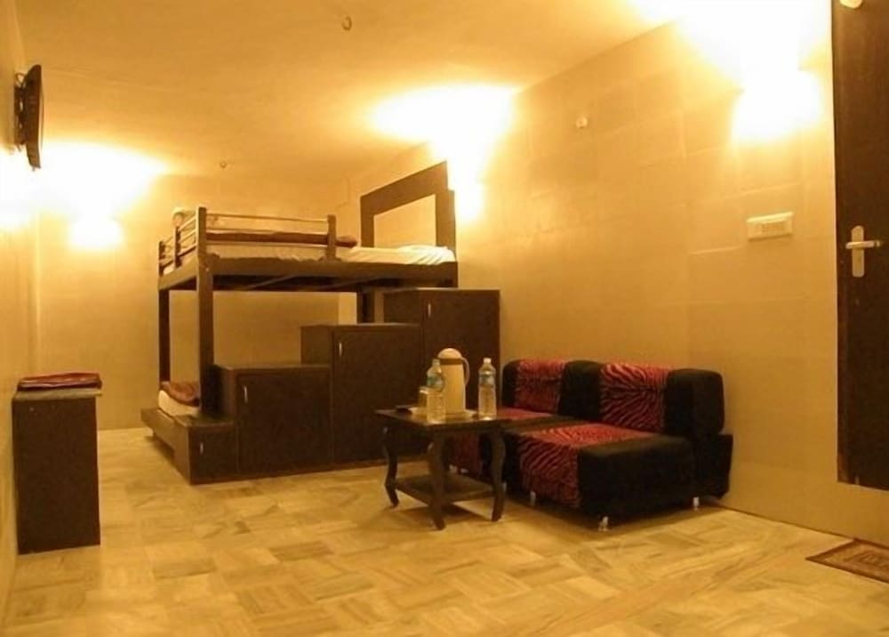 Golden Hotel