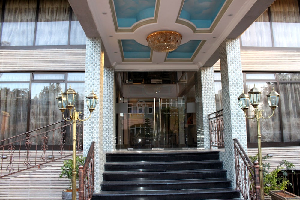 Southern Addis Hotel