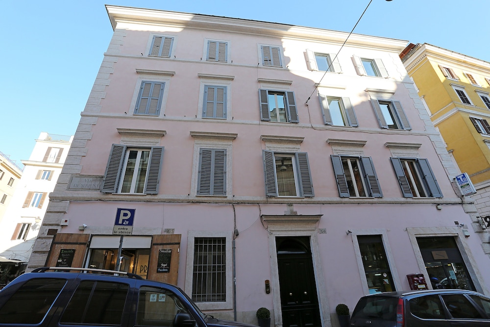 Piazzetta de' Monti Suites