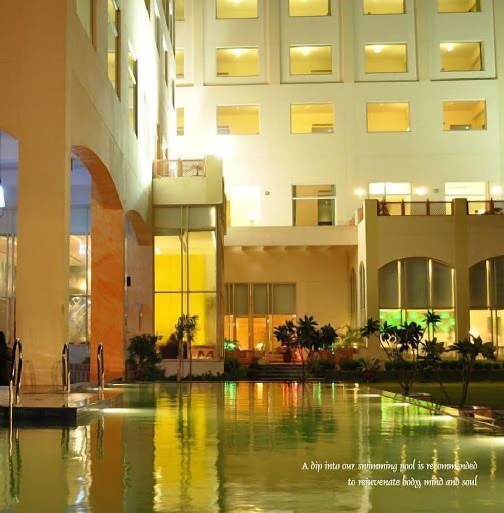 Jaipur Greens Hotel