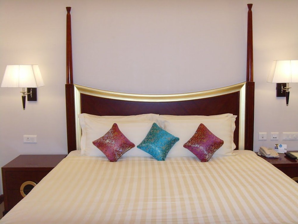 Jaipur Greens Hotel