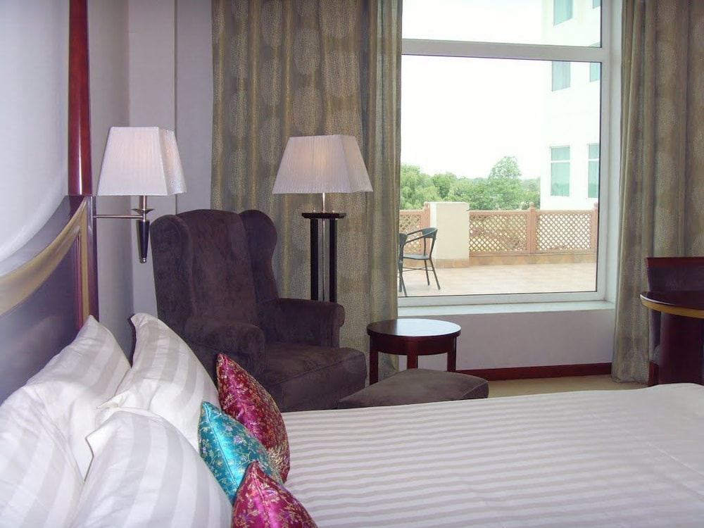 Jaipur Greens Hotel