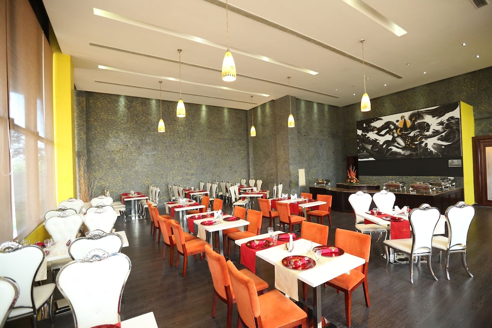 Jaipur Greens Hotel
