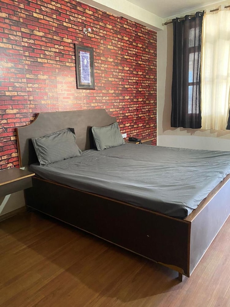 Hotel Manali Jain Cottage