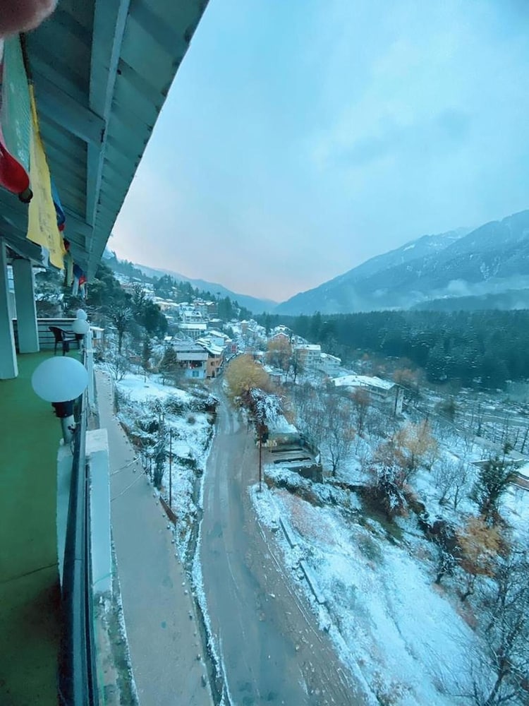 Hotel Manali Jain Cottage