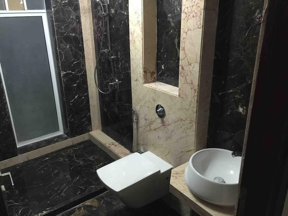 Sapphire Asta Powai