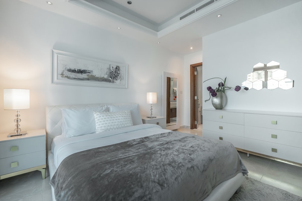 Higuests Vacation Homes - Orra