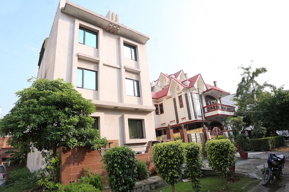 Main Image