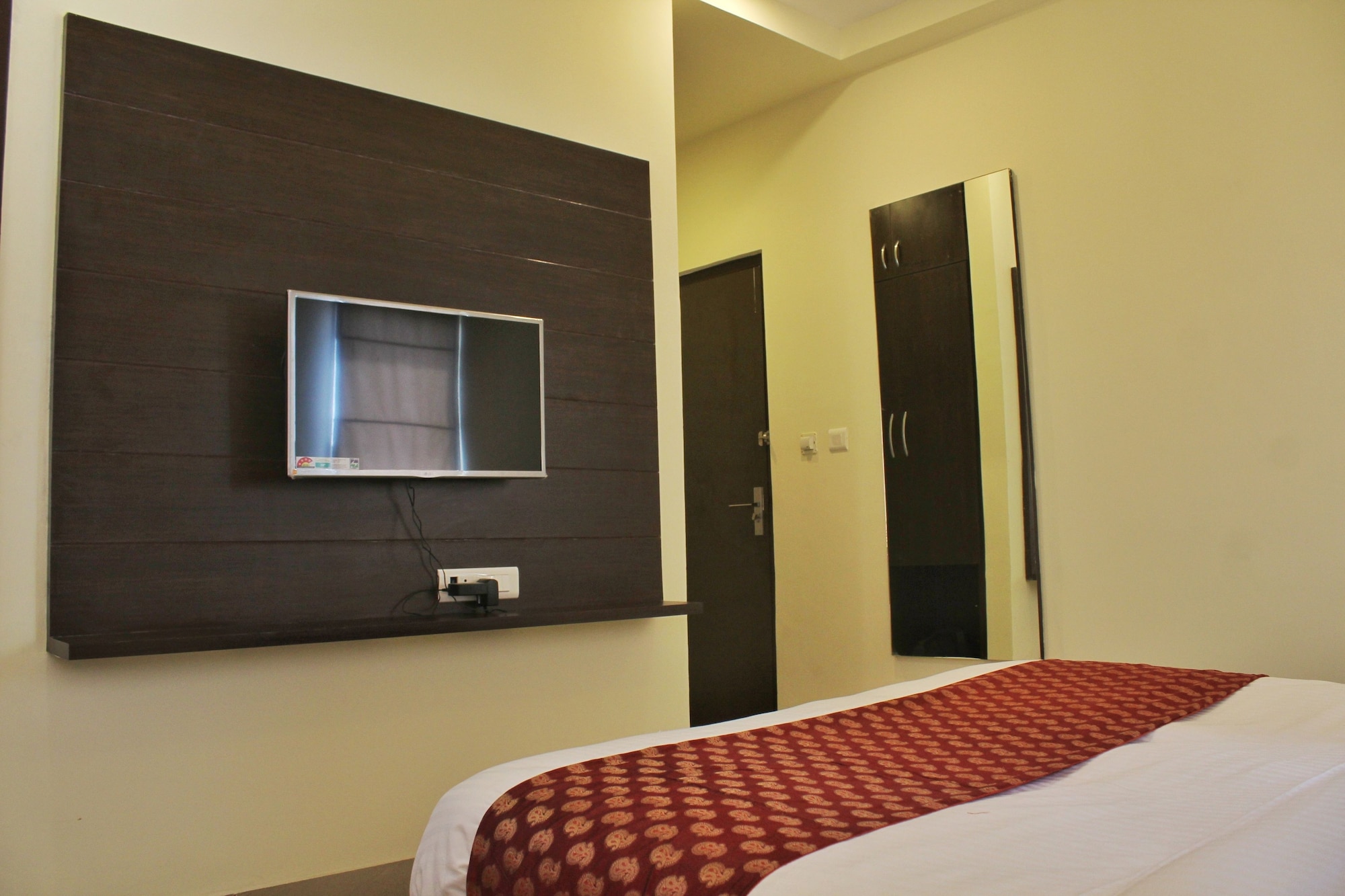 Hotel Sarovar Grand