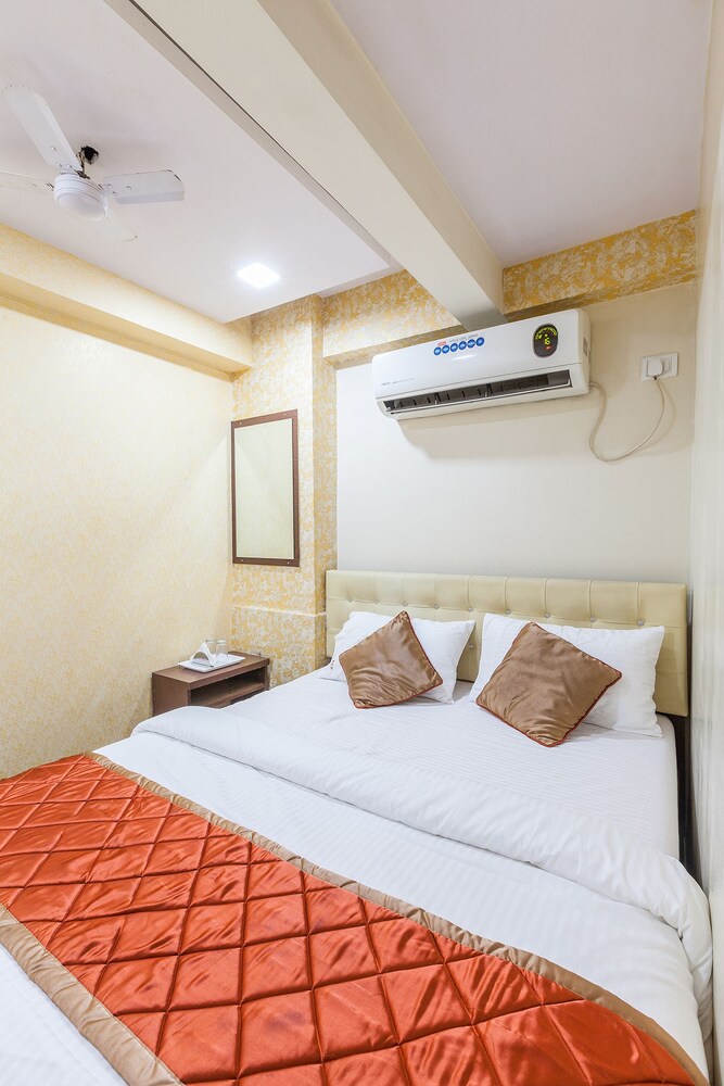 Hotel KC Palace