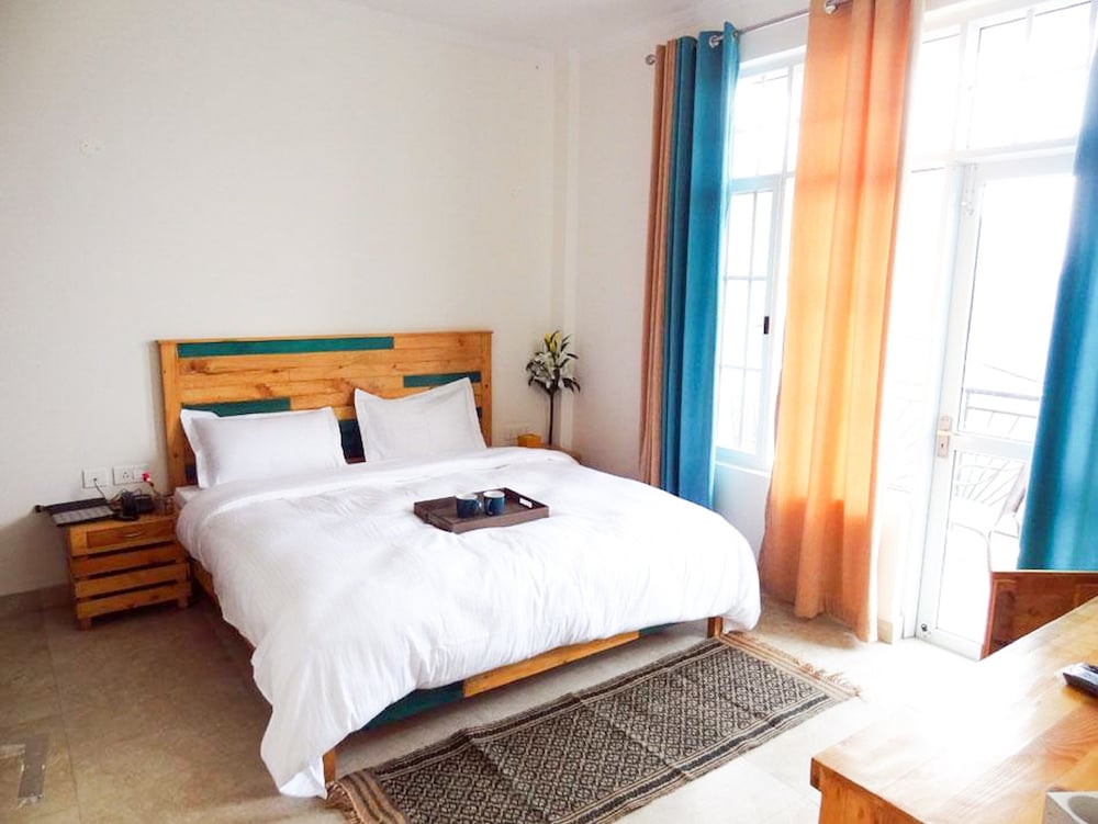 Spangle Heights - Shimla, Suites & Residences