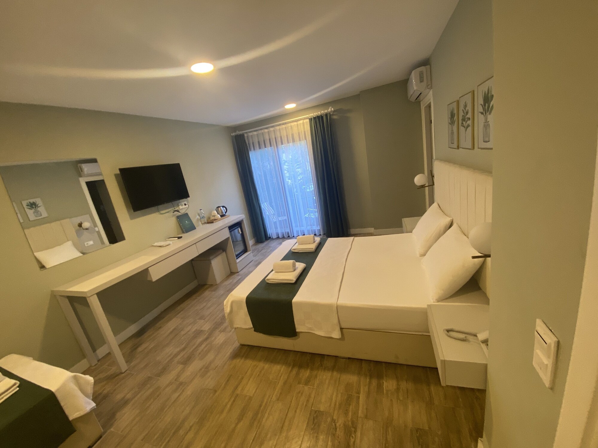 Olivia Hotel