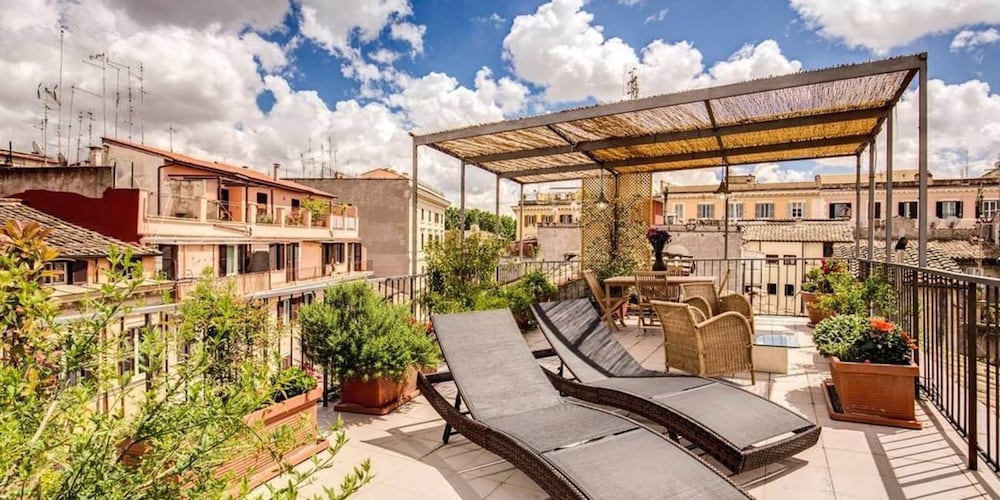 Trastevere Attic with private terrace