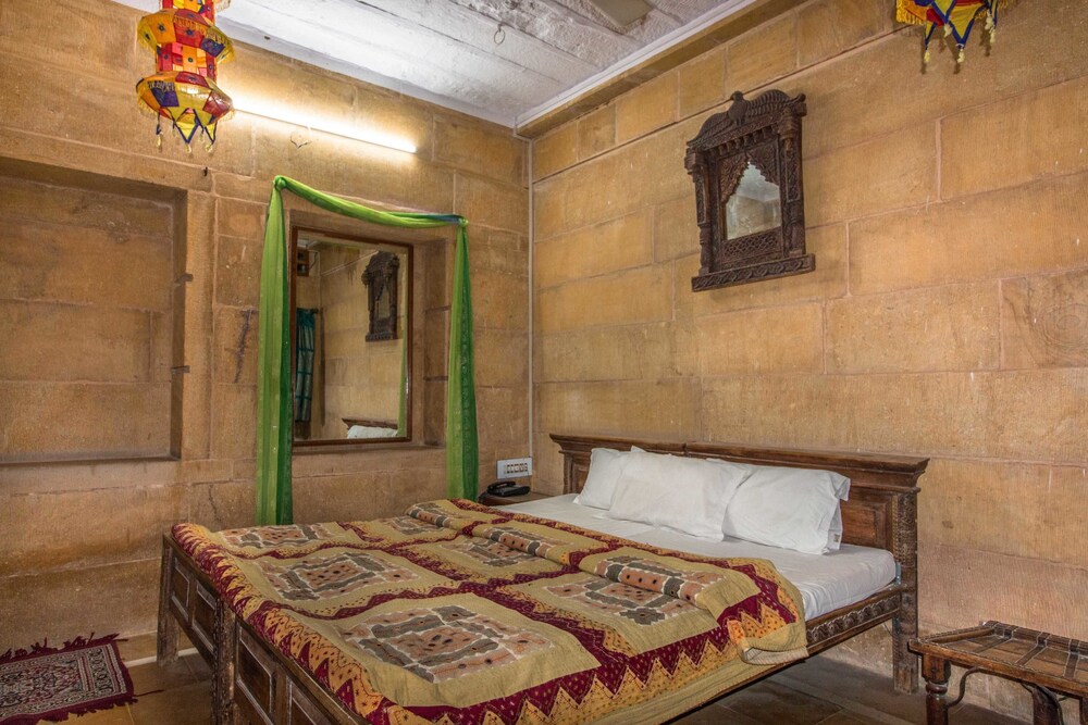 Backpacker Panda Oasis Jaisalmer