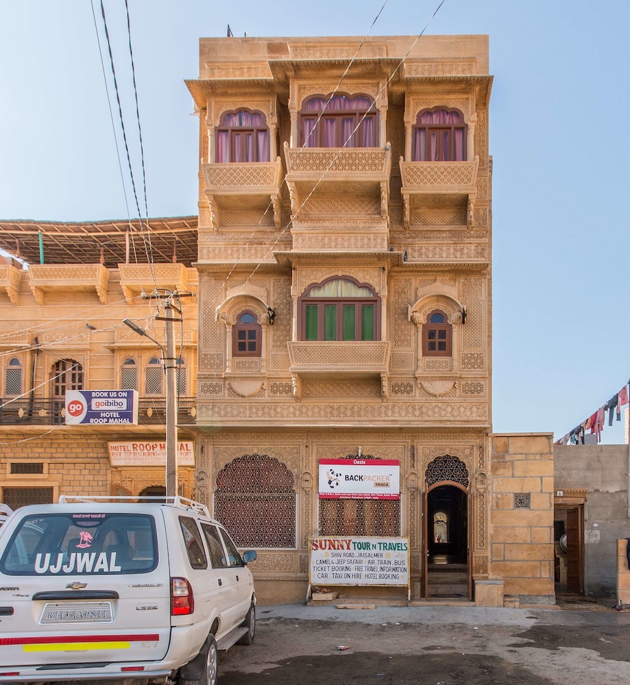 Backpacker Panda Oasis Jaisalmer