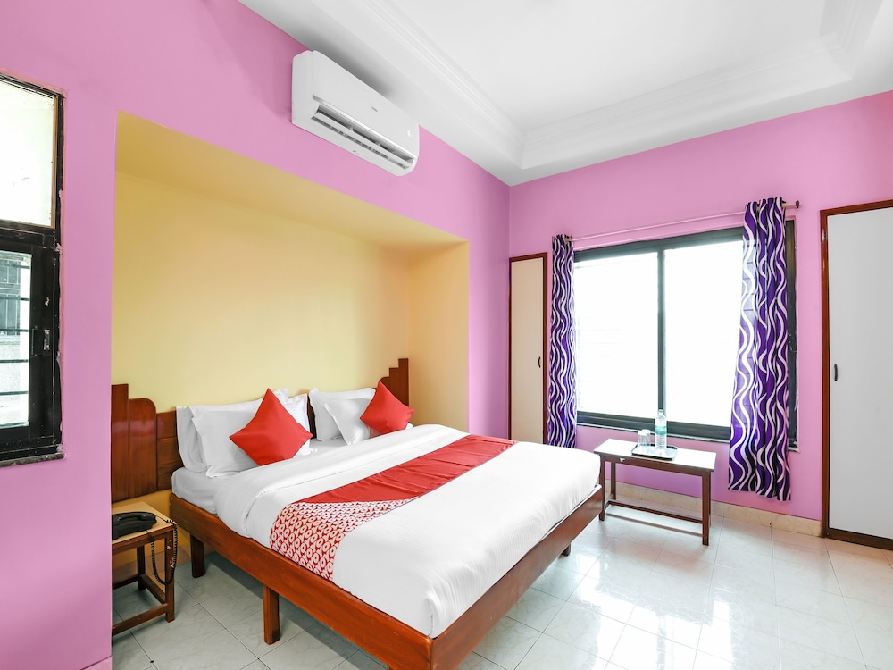 OYO 13926 Hotel Kala Laxmi