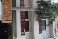 Side Image 2