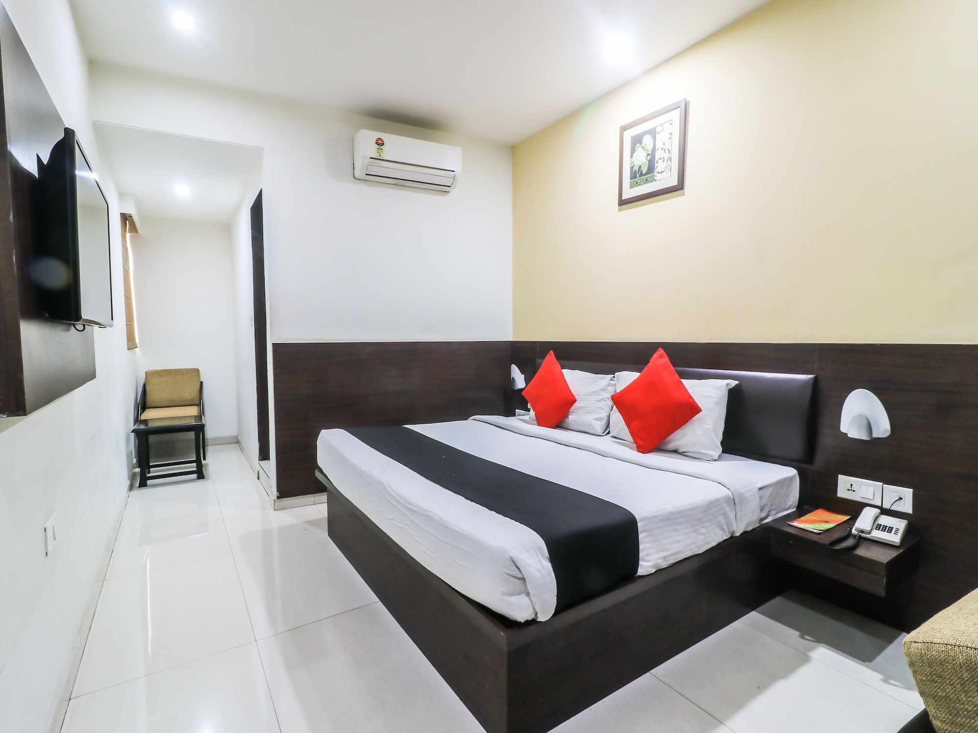 Capital O 1885 Hotel Krishna