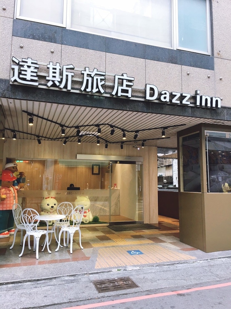 Dazz Inn