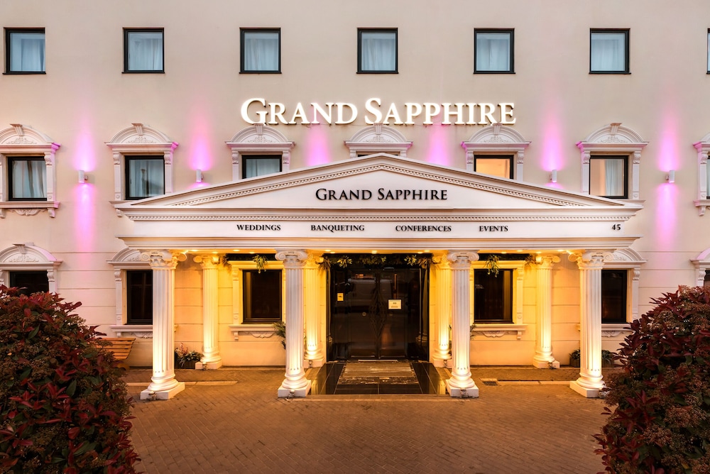 Grand Sapphire Hotel