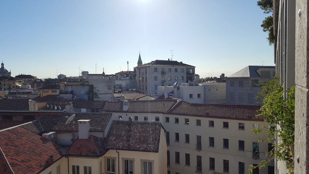 BnButler - Galleria Unione