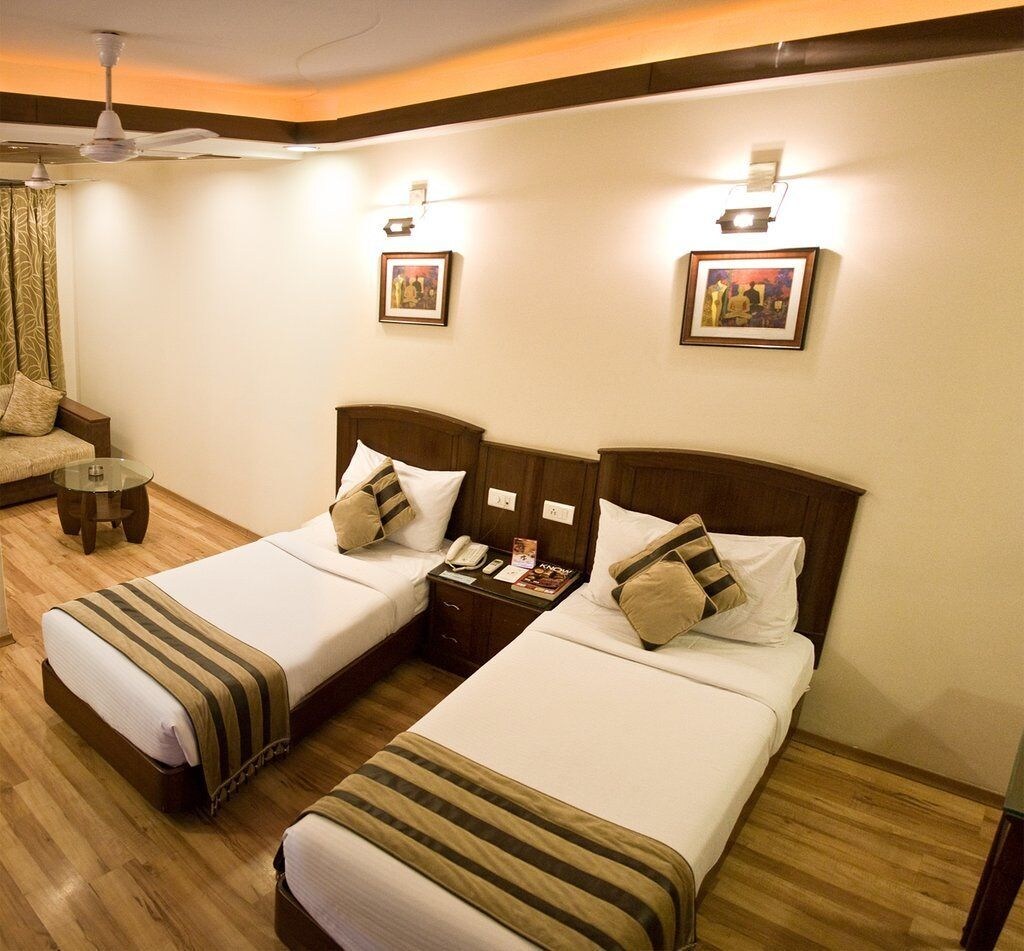Parkland Chirag Enclave